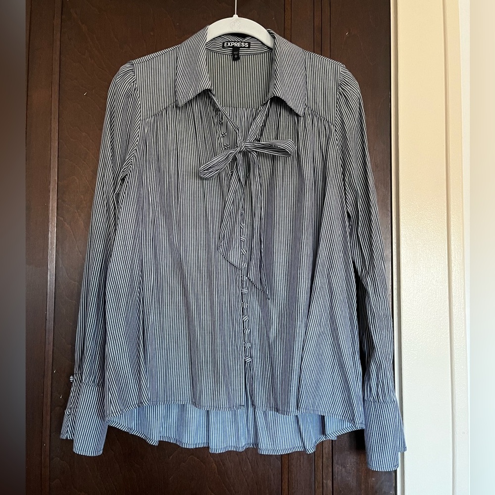 Tie Neck Striped Blouse